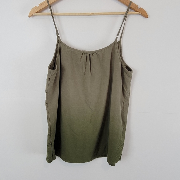 BANANA REPUBLIC | Ombre Green Sleeveless Top - Picture 3 of 8